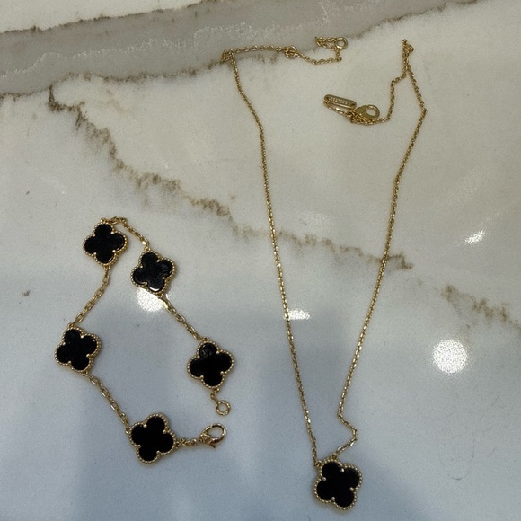 Undefined Jewelry - Gold and Black Clover Pendant Necklace and Bracelet Set